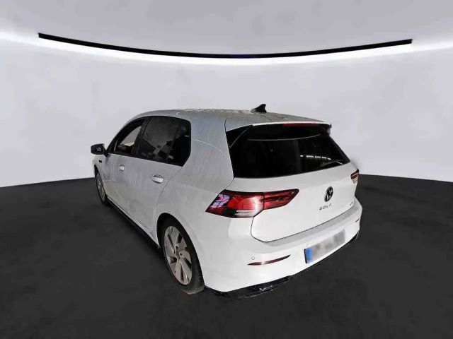 Volkswagen Golf DSG R-Line