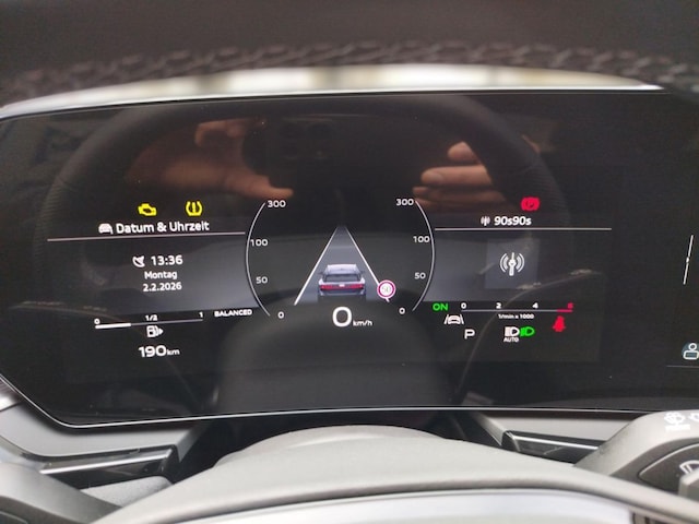 Audi A6 Avant Quattro S-Tronic