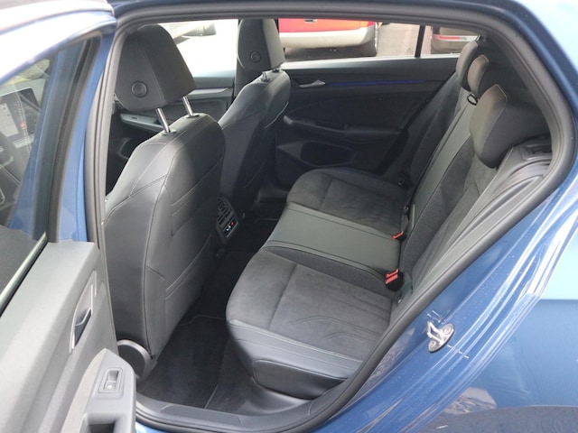 Volkswagen Golf 1.5 eTSI Style