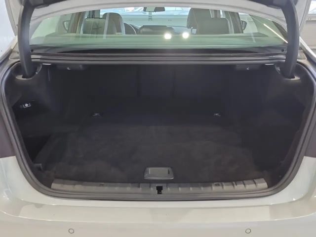 BMW 530 530e Sedan iperformance