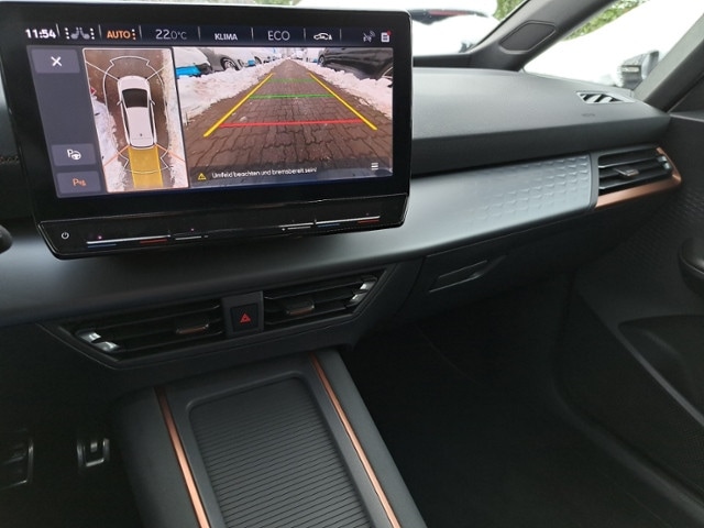 Cupra Born Born NAV KAM ACC 19' GJ-REIF 4xKAM LED PDC SHZ