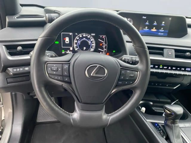 Lexus UX 250h Style Edition