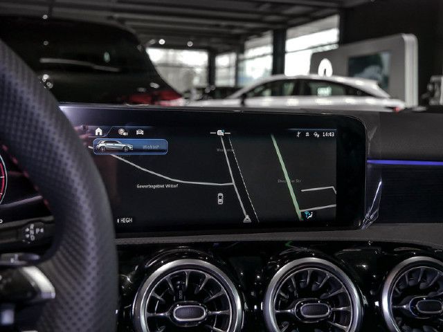 Mercedes-Benz A 200 A 200 d