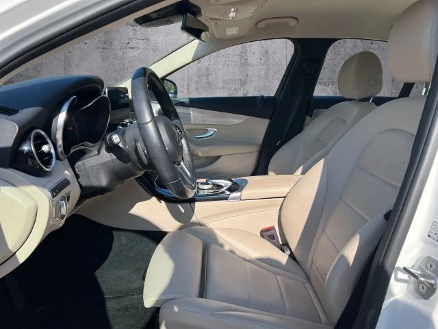 Mercedes-Benz C 300 AVANTGARDE Sedan