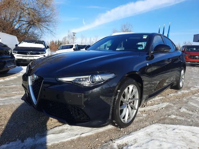 Alfa Romeo Giulia Q4 TI Turbo