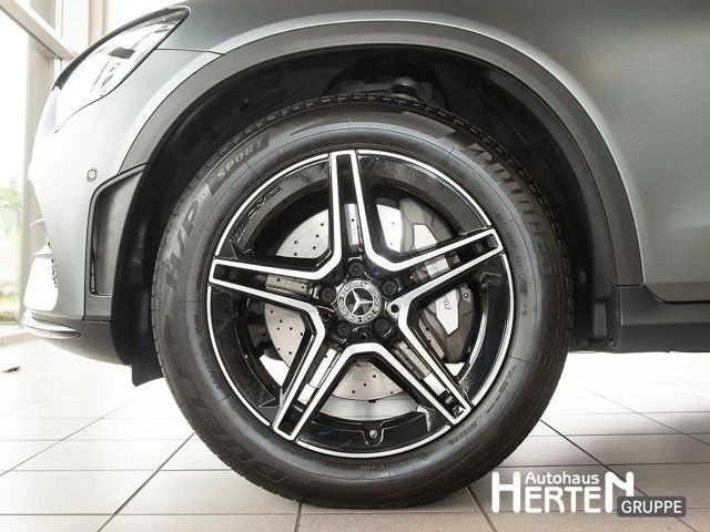 Mercedes-Benz GLC 300 AMG Line Coupé