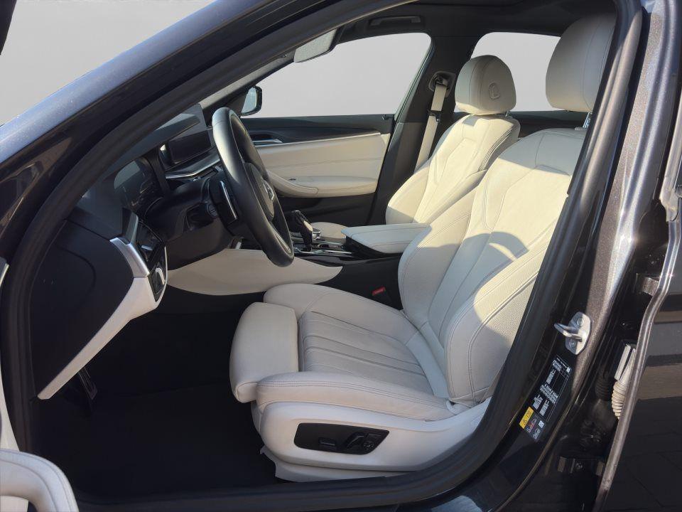 BMW 545 545e Sedan xDrive