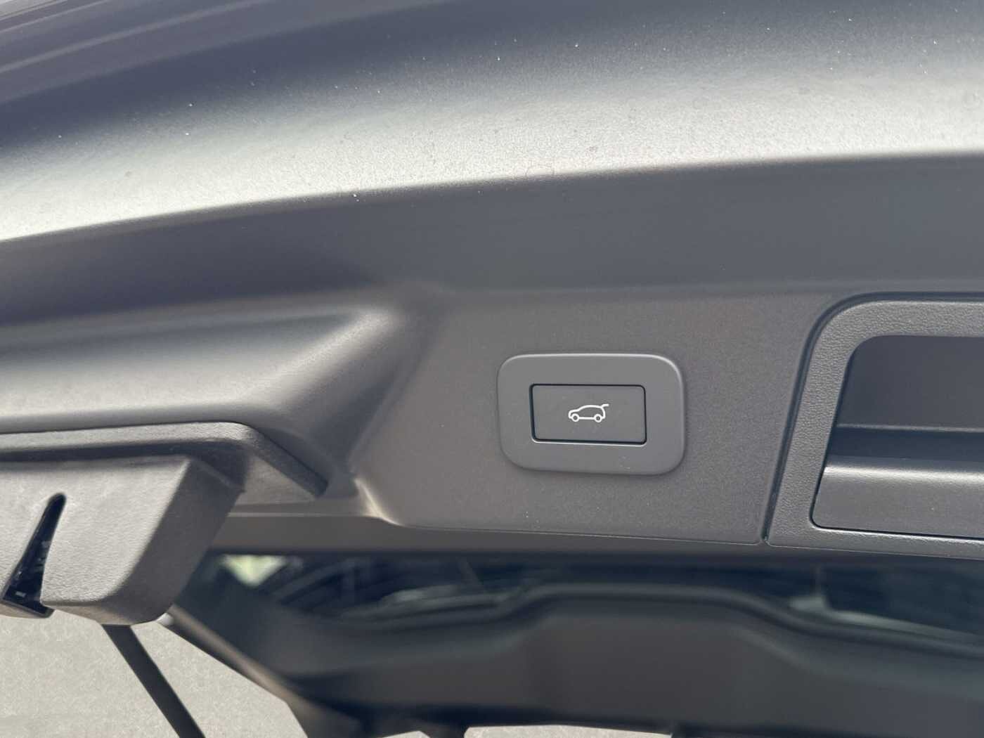 Land Rover Range Rover Velar D200 S