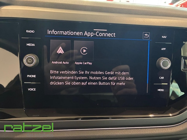 Volkswagen Polo 1.0 TSI DSG IQ.Drive R-Line