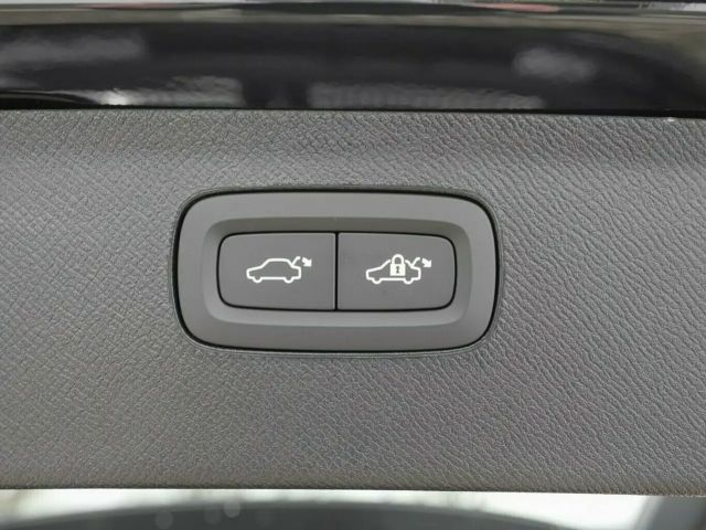 Volvo XC90 AWD Dark Plus T8