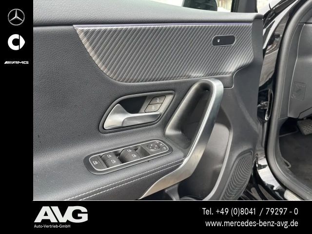 Mercedes-Benz A 200 Hatchback Progressive