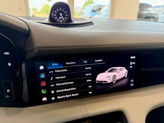 Porsche Taycan GTS Sport Turismo