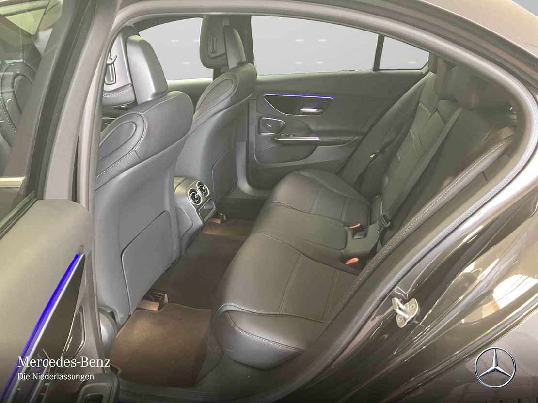 Mercedes-Benz C 180 Sedan