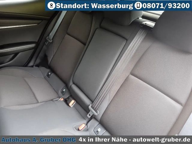 Mazda 3 2.5L SkyActiv e-Skyactiv