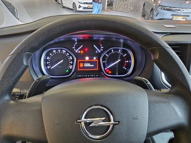 Opel Zafira Life Crosscamp