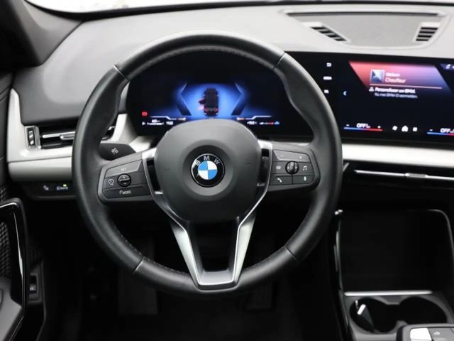 BMW X1 AUTOMAAT - NAVI - LED
