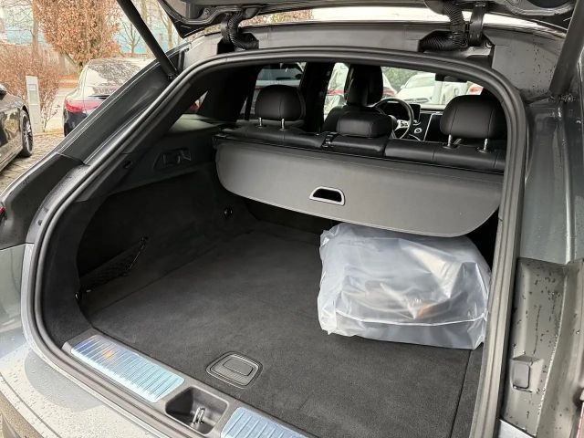 Mercedes-Benz EQE SUV 300