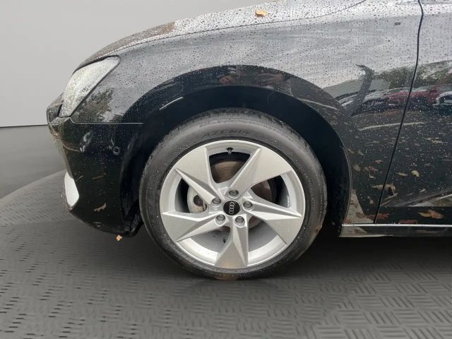 Audi A3 30 TDI Sedan