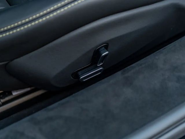 Ferrari 296 Assetto Fiorano GTB