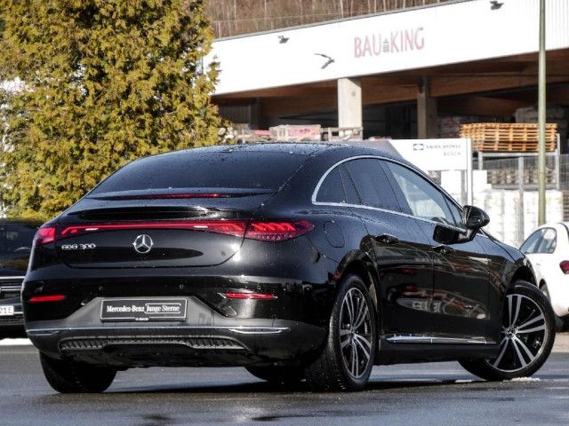 Mercedes-Benz EQE 300 Sedan