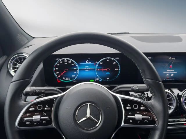 Mercedes-Benz EQA 300 4MATIC Progressive