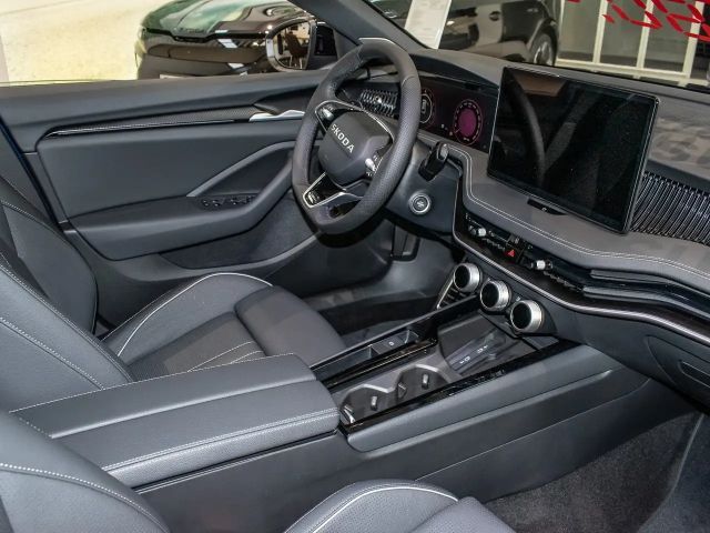 Skoda Superb 1.5 TSI Combi Sportline iV