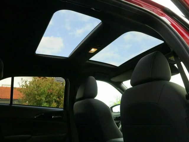 Mitsubishi Eclipse Cross TOP, mit Glasschiebedach