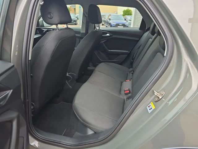 Audi A1 Citycarver 30 TFSI