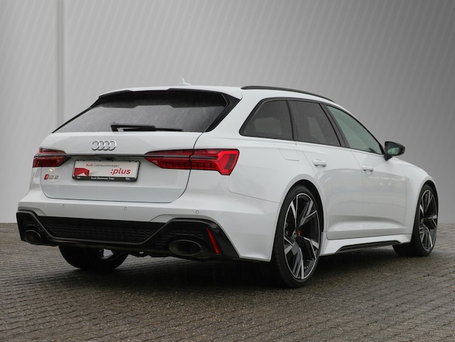 Audi RS6 Avant Quattro