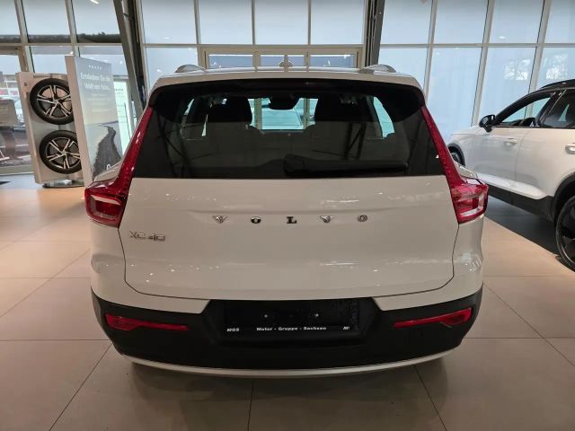 Volvo XC40 Momentum T3