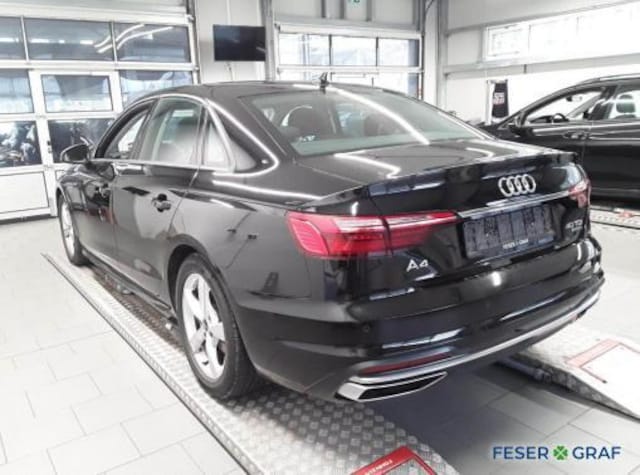 Audi A4 40 TDI Quattro S-Tronic Sedan
