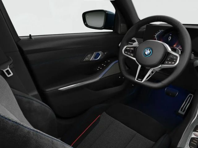 BMW 330 330e M-Sport Touring xDrive