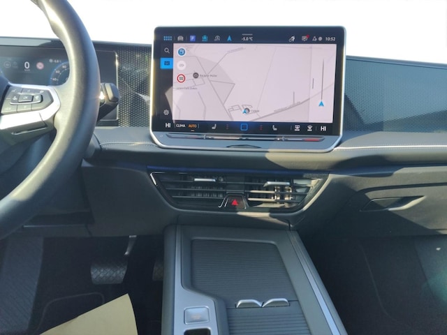 Volkswagen Passat 1.5 eTSI Business Variant