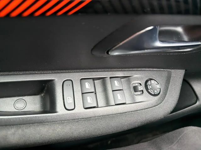 Peugeot E-208 Active Pack