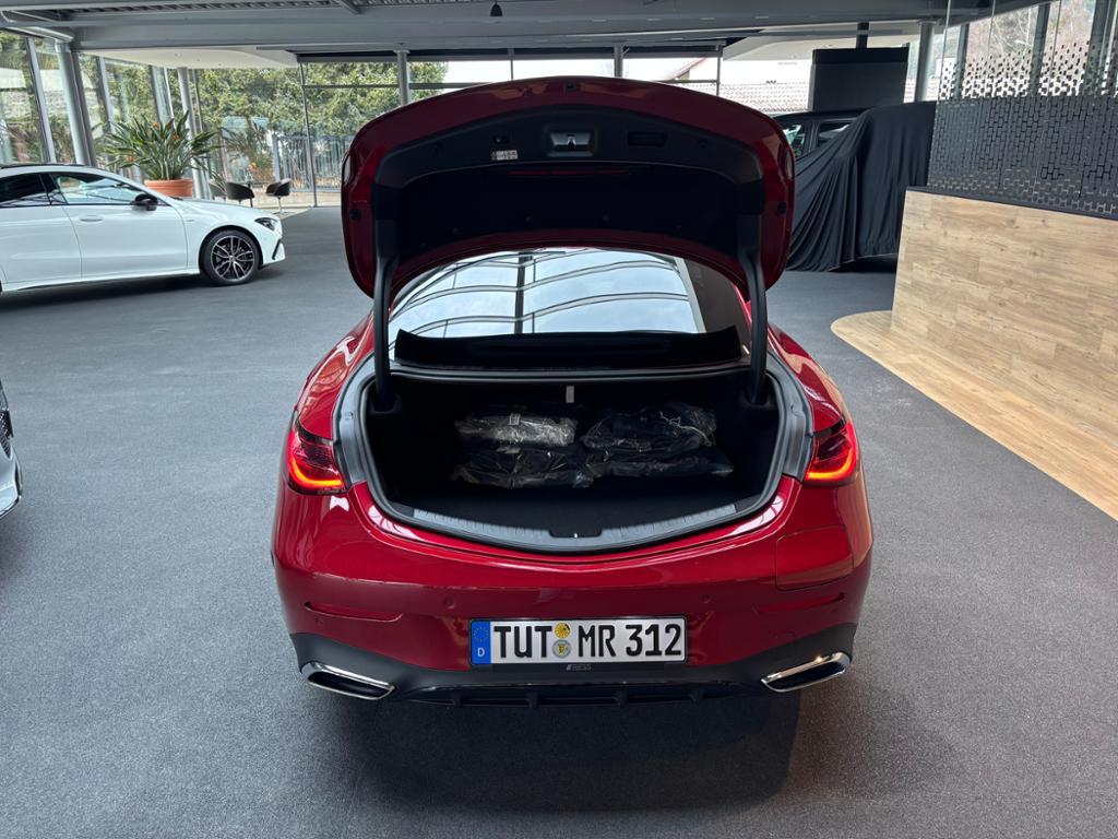 Mercedes-Benz CLE 300 e mit EQ Hybrid Technologie 360 ACC AHK