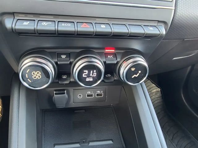 Mitsubishi Colt Intense