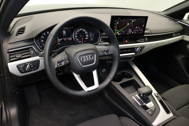 Audi A4 40 TFSI Avant Quattro S-Line S-Tronic