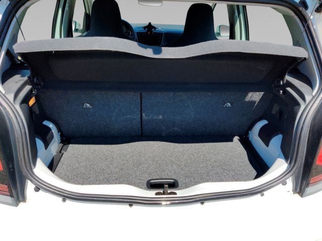 Volkswagen up! Move Move up!