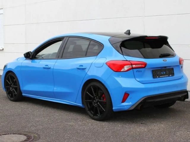 Ford Focus EcoBoost ST Line