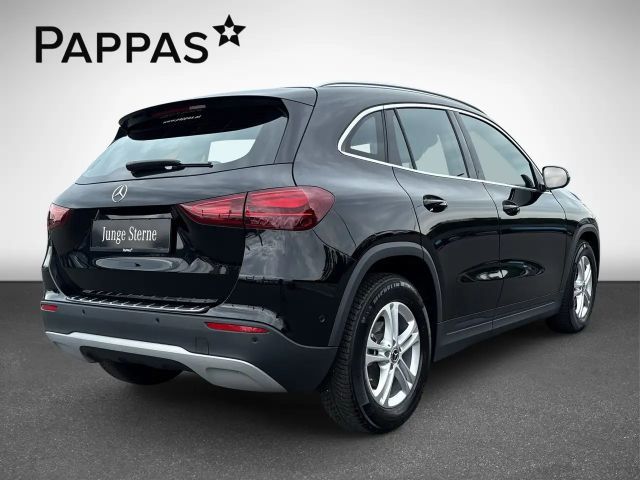 Mercedes-Benz GLA 200 PTS Cam Navi Wide LED SHZ EASY-PACK