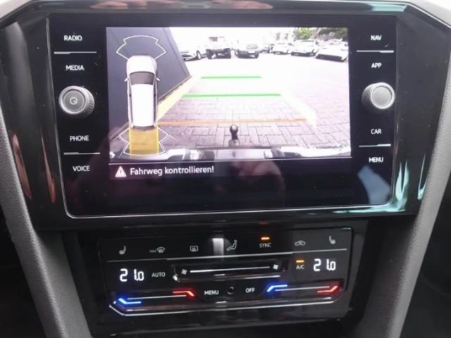 Volkswagen Passat 1.5 TSI Business DSG Variant