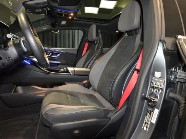 Mercedes-Benz EQE 300 AMG Line Sedan