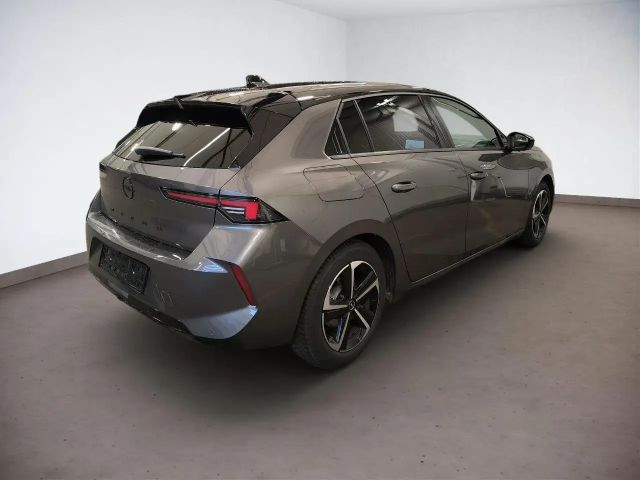 Opel Astra GS-Line Grand Sport