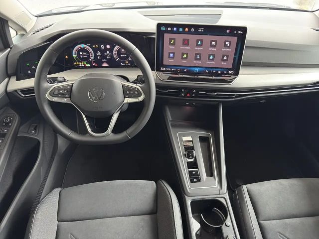 Volkswagen Golf DSG eHybrid