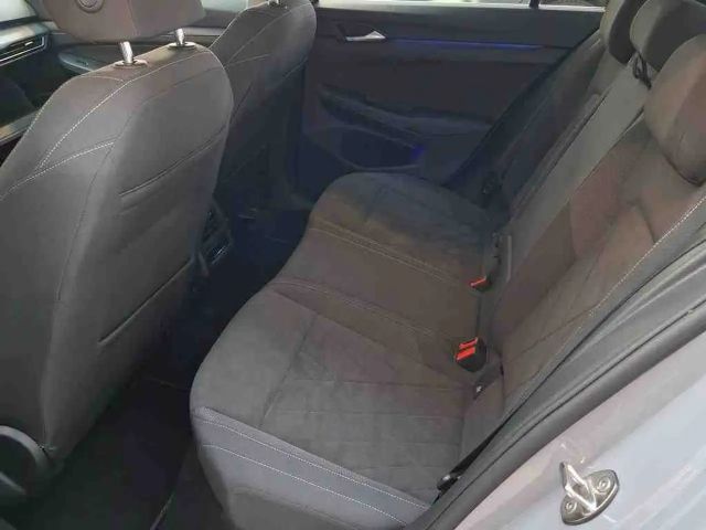 Volkswagen Golf 1.5 TSI Golf VIII Style