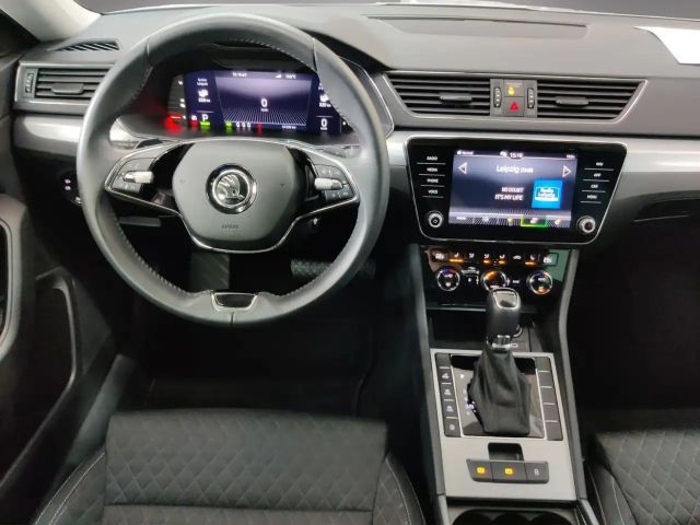 Skoda Superb 1.4 TSI Ambition Combi iV