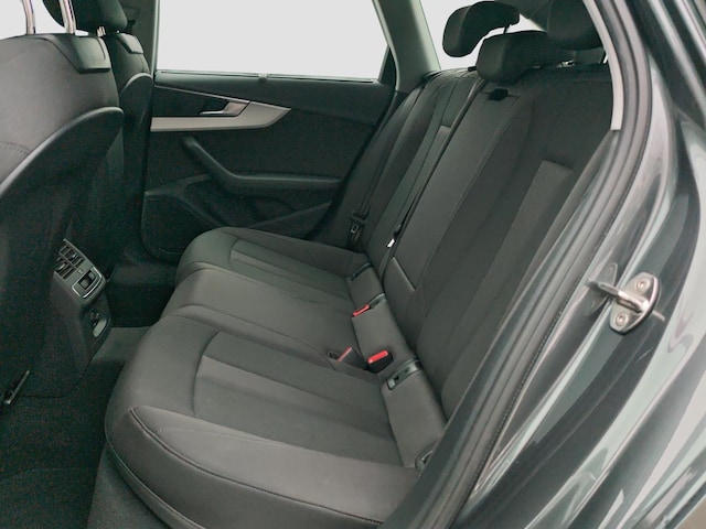 Audi A4 40 TDI Avant S-Line S-Tronic