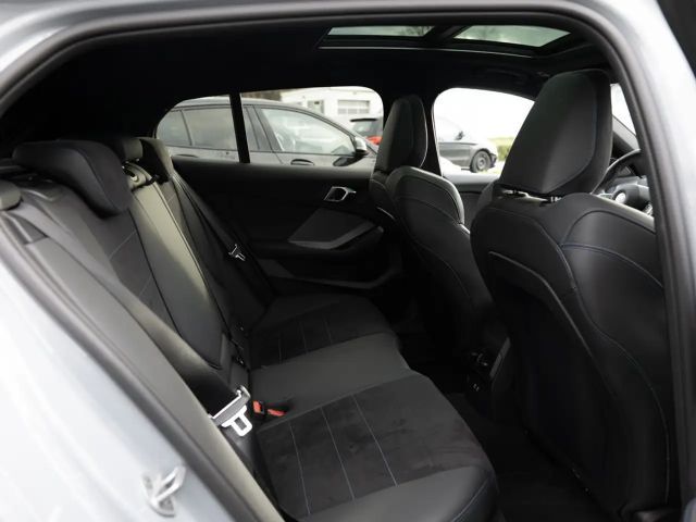 BMW 135 Sedan xDrive