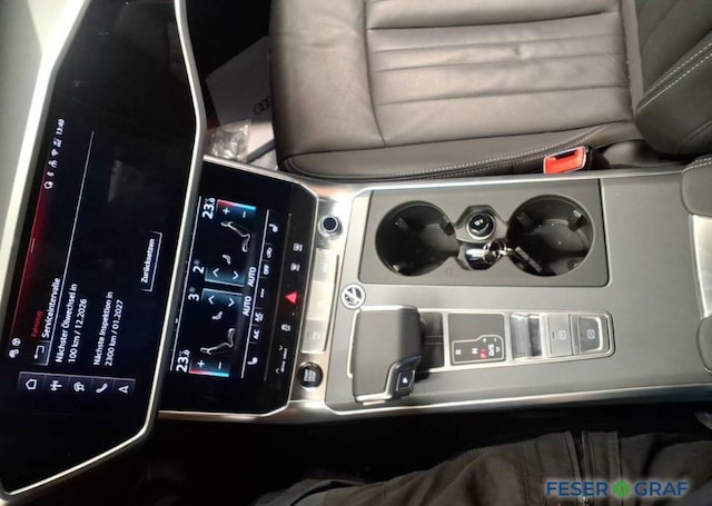 Audi A6 45 TFSI Avant Quattro S-Tronic