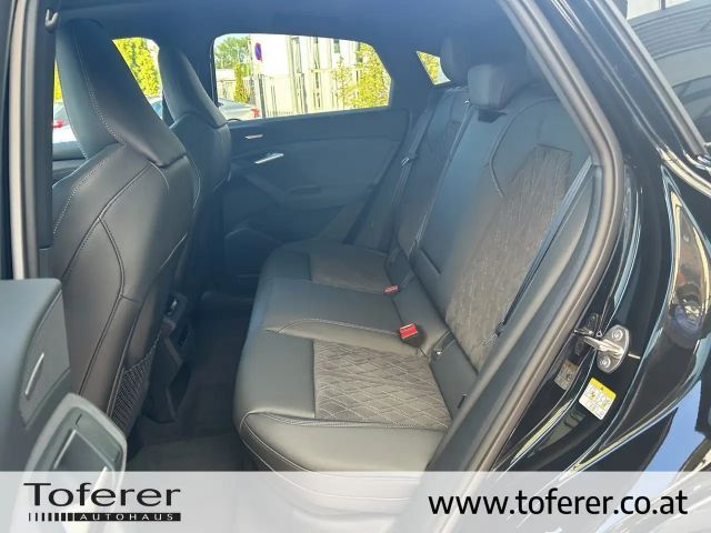 Audi Q6 e-tron Quattro